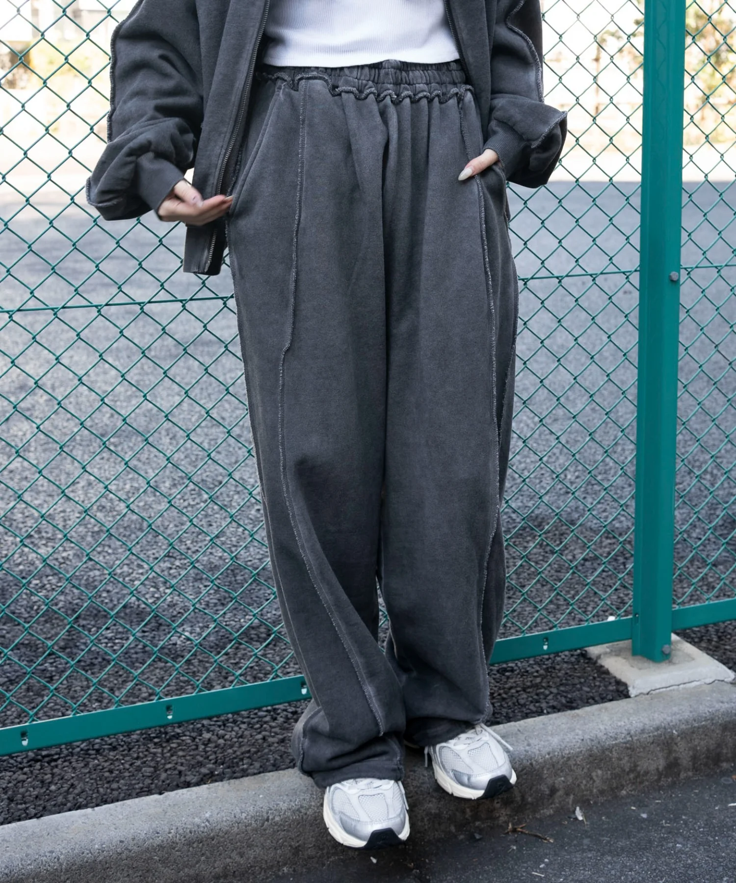 スウィッチングスウェットパンツ - Image 60