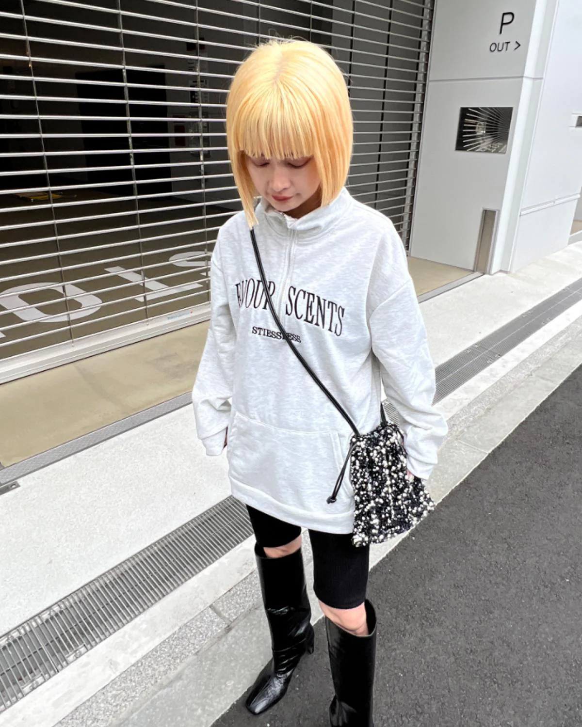 ハーフジップロゴスウェット - Image 11