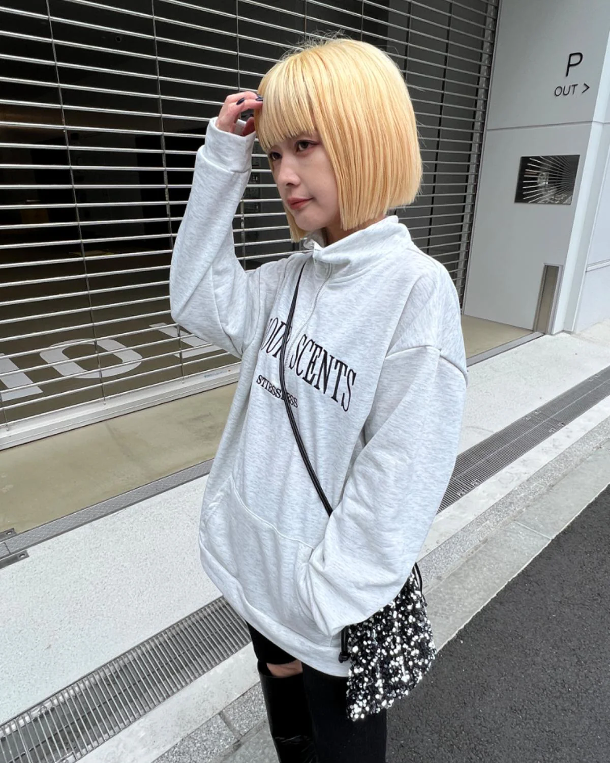 ハーフジップロゴスウェット - Image 14