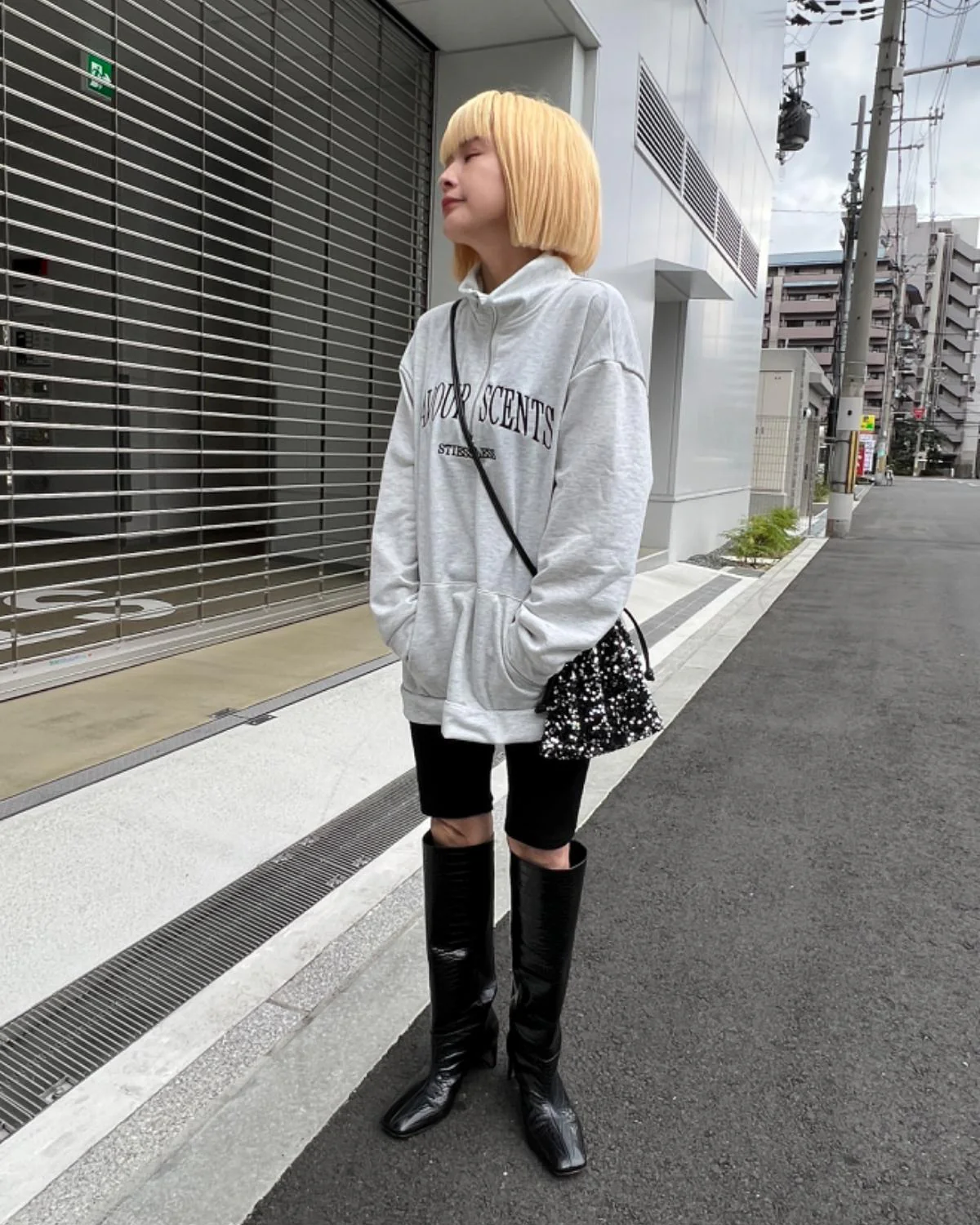 ハーフジップロゴスウェット - Image 6