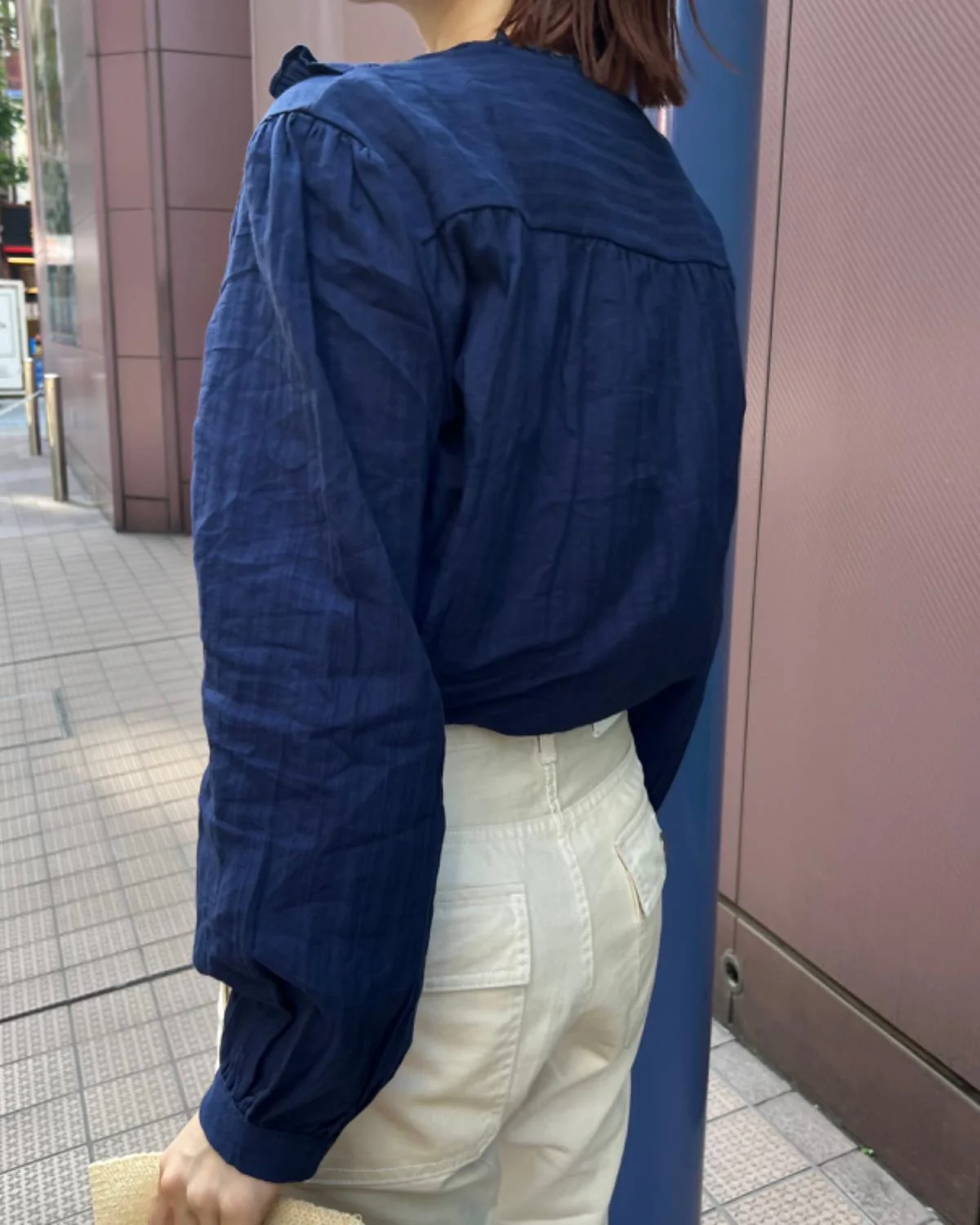 ピンタックフリルブラウス - Image 3