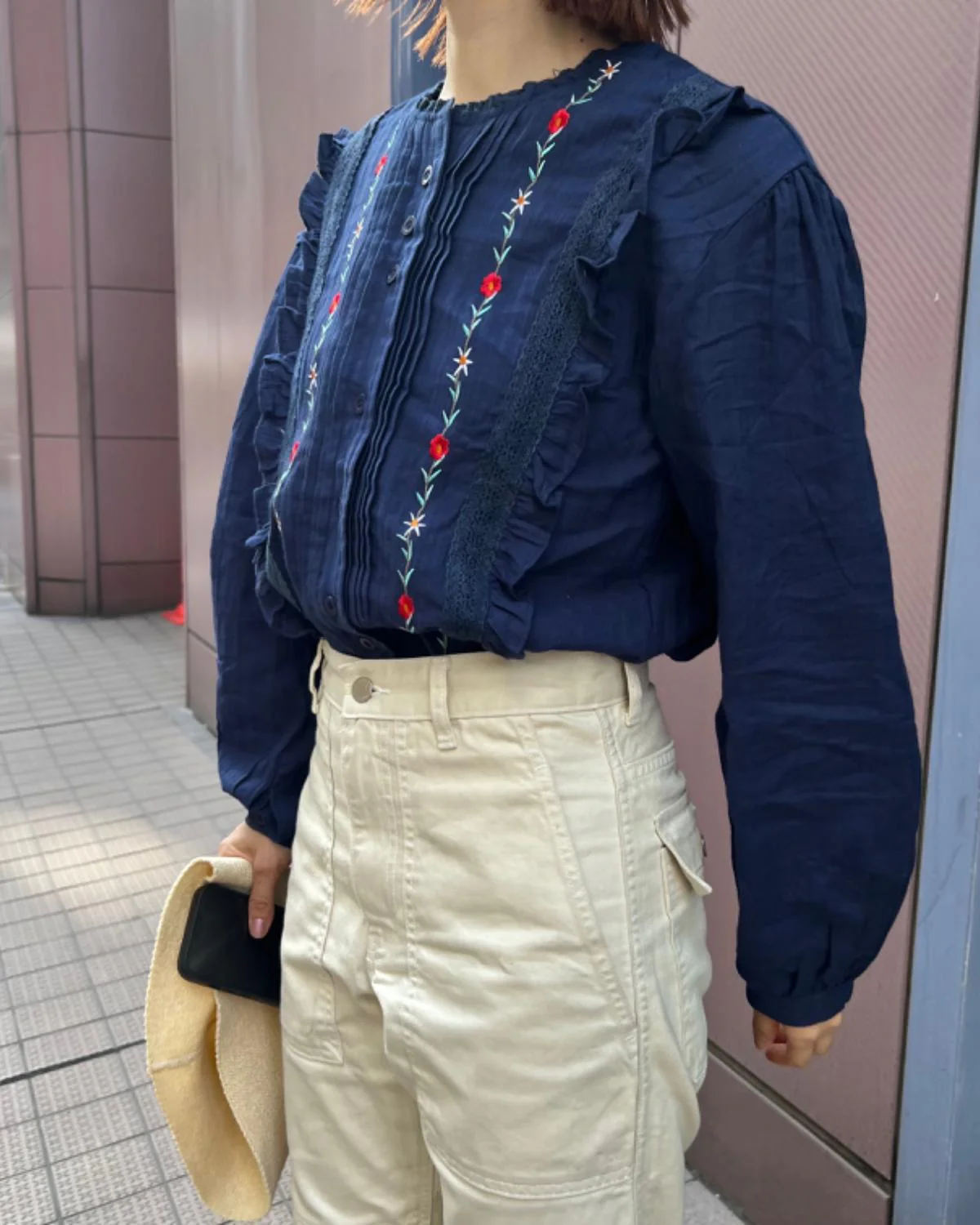 ピンタックフリルブラウス - Image 6