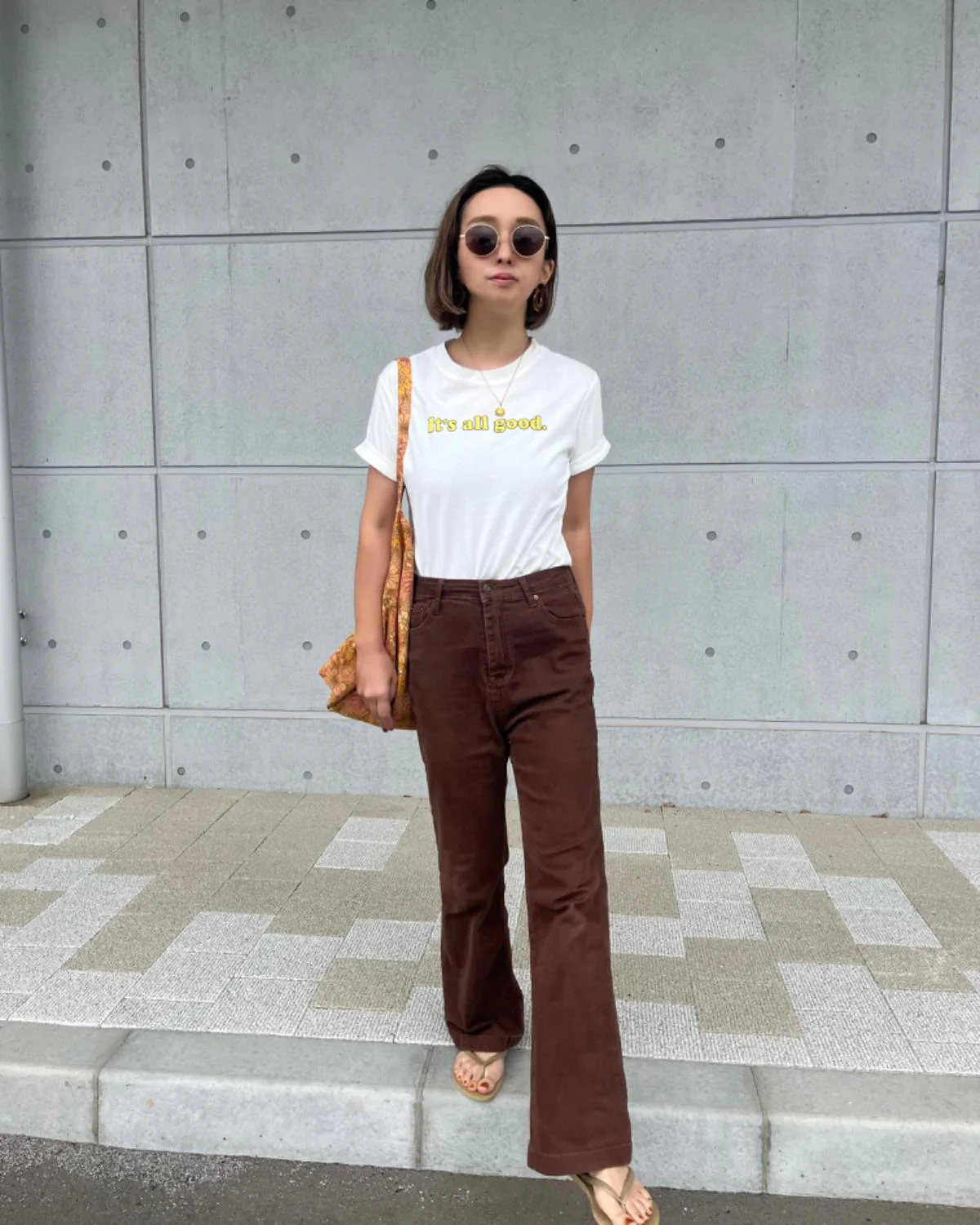 ロゴグラフィックTシャツ - Image 13
