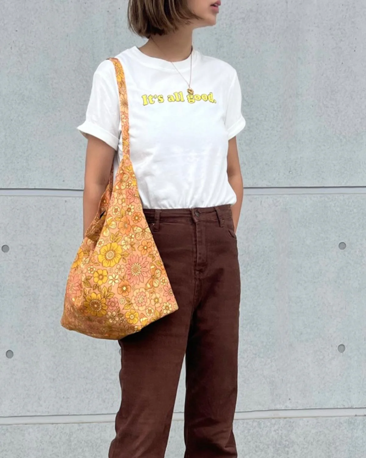 ロゴグラフィックTシャツ - Image 14