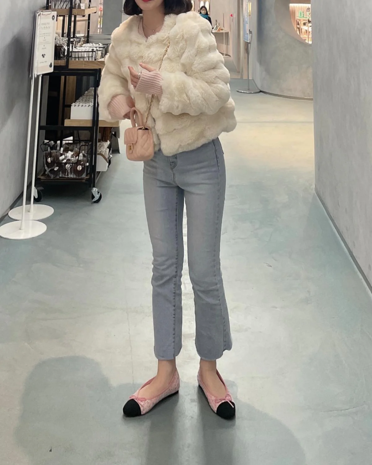 ウエストデザインフレアパンツ - Image 3