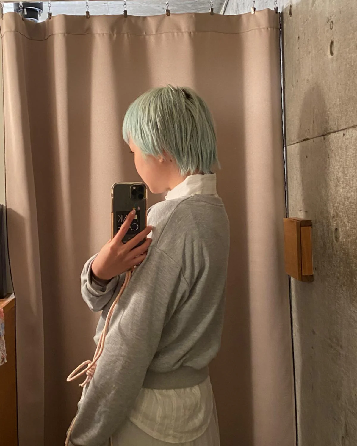 カレッジロゴプルオーバー - Image 5