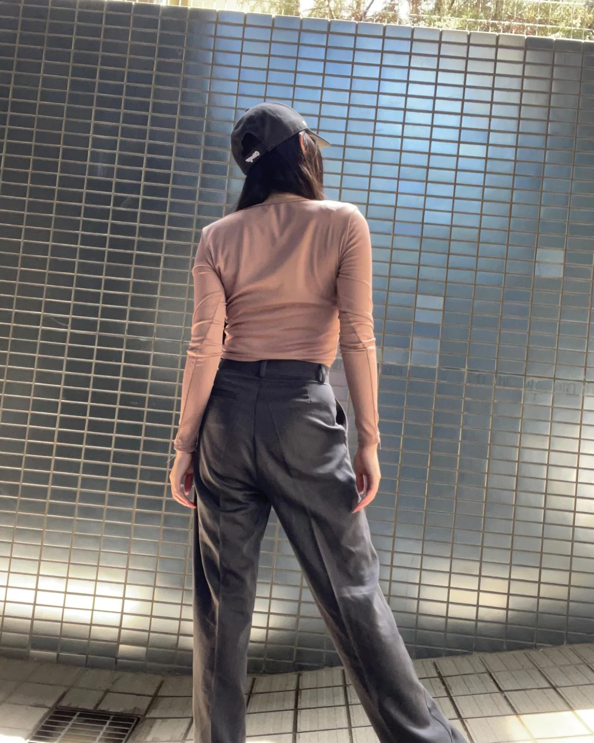 Vネックショートトップス - Image 6
