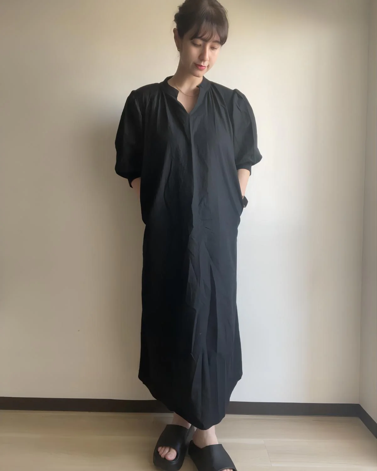 キーネックロングワンピース - Image 8