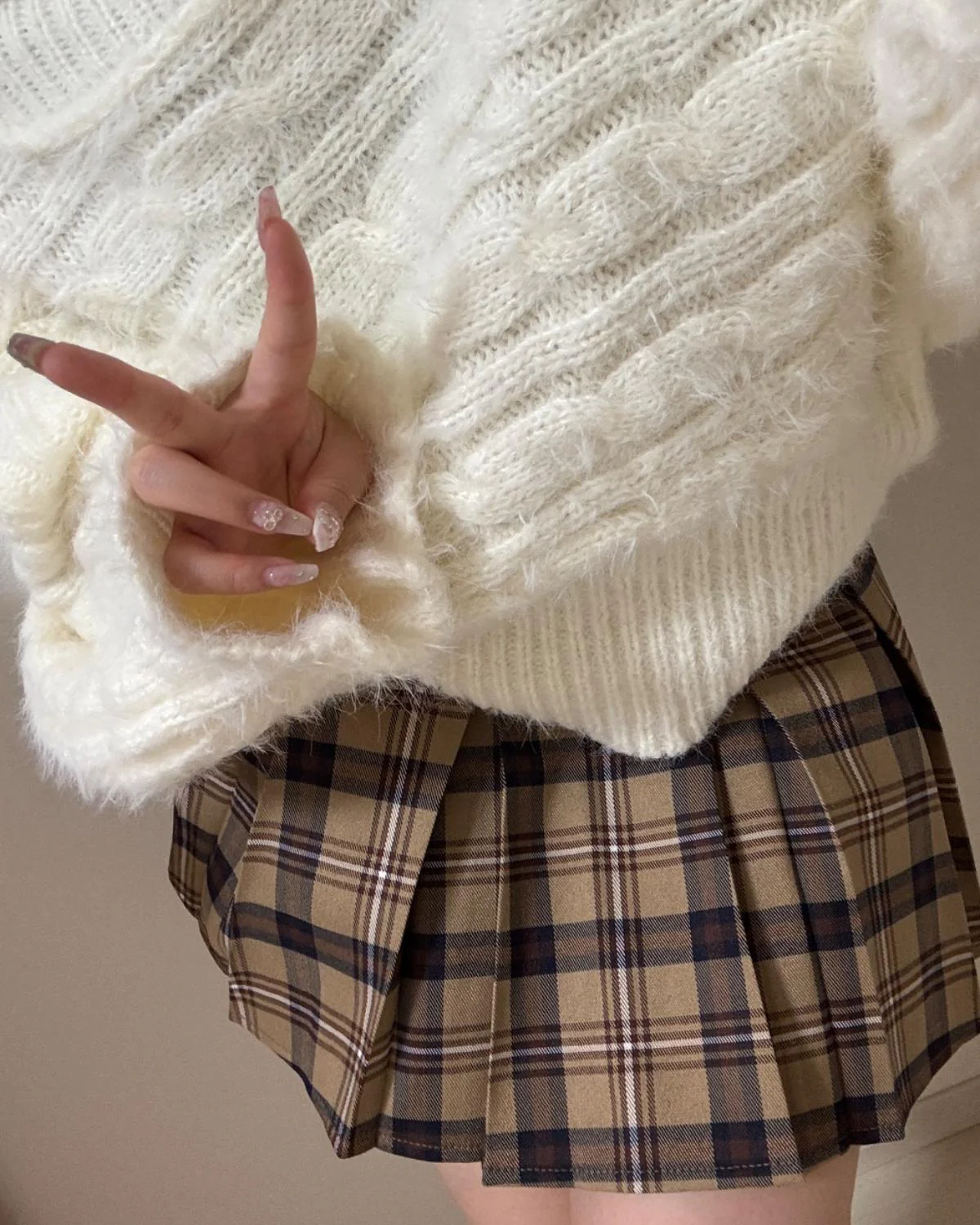 プリーツチェックミニスカート - Image 2