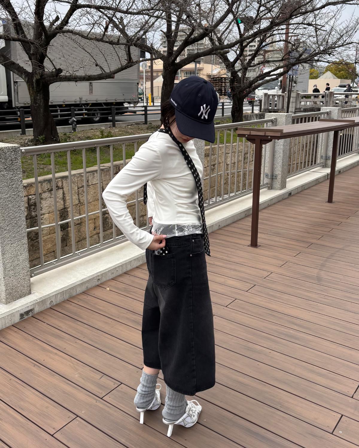 ワイドハーフデニムパンツ - Image 3