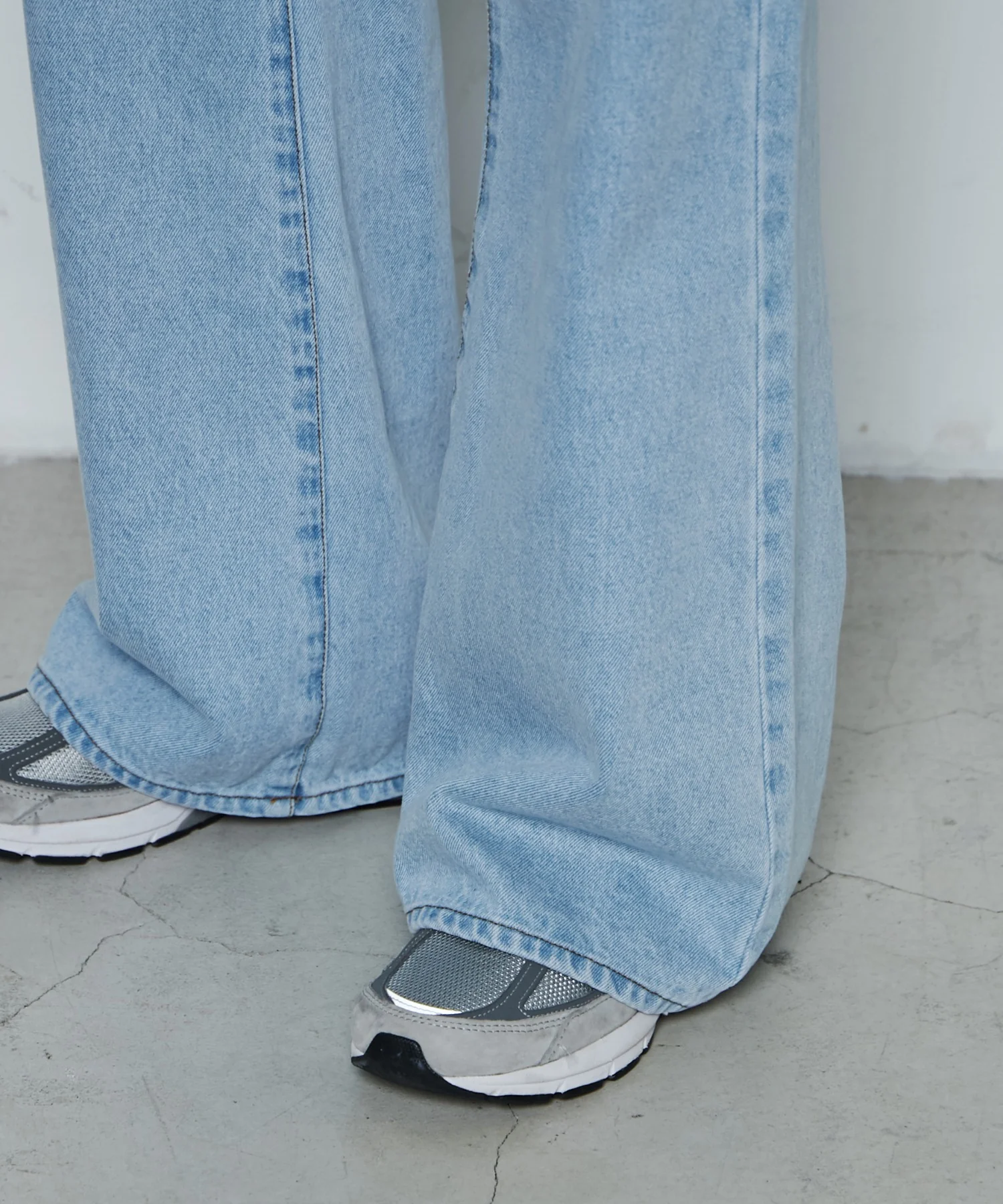ルーズフィットフレアパンツ - Image 12