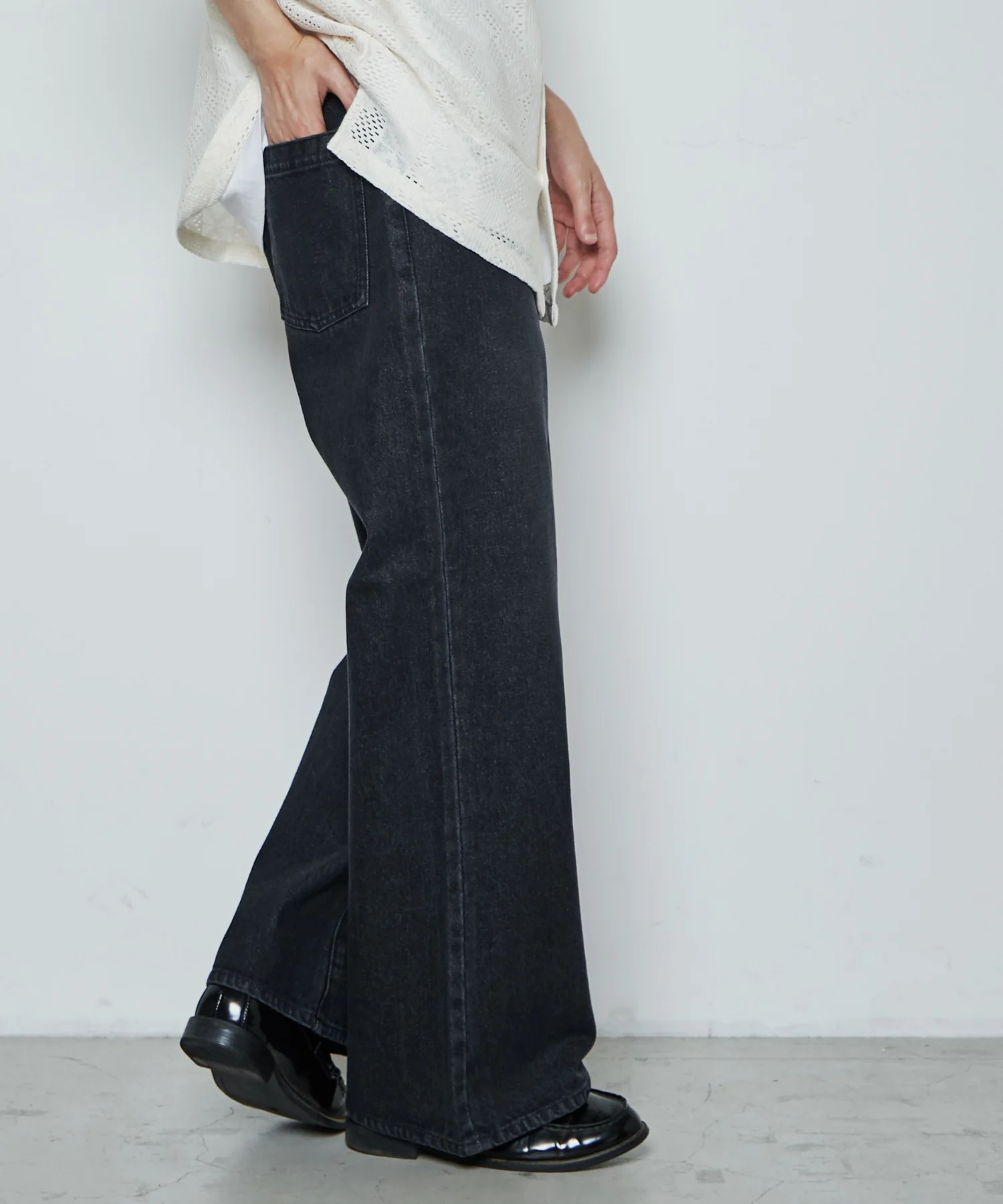 ルーズフィットフレアパンツ - Image 28