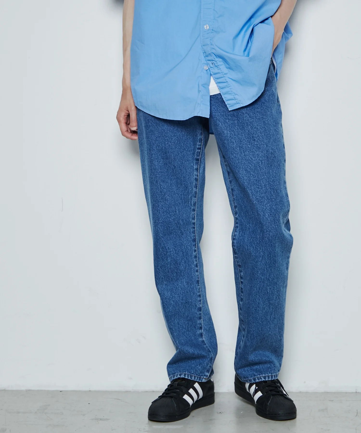 スリムストレートデニムパンツ - Image 17