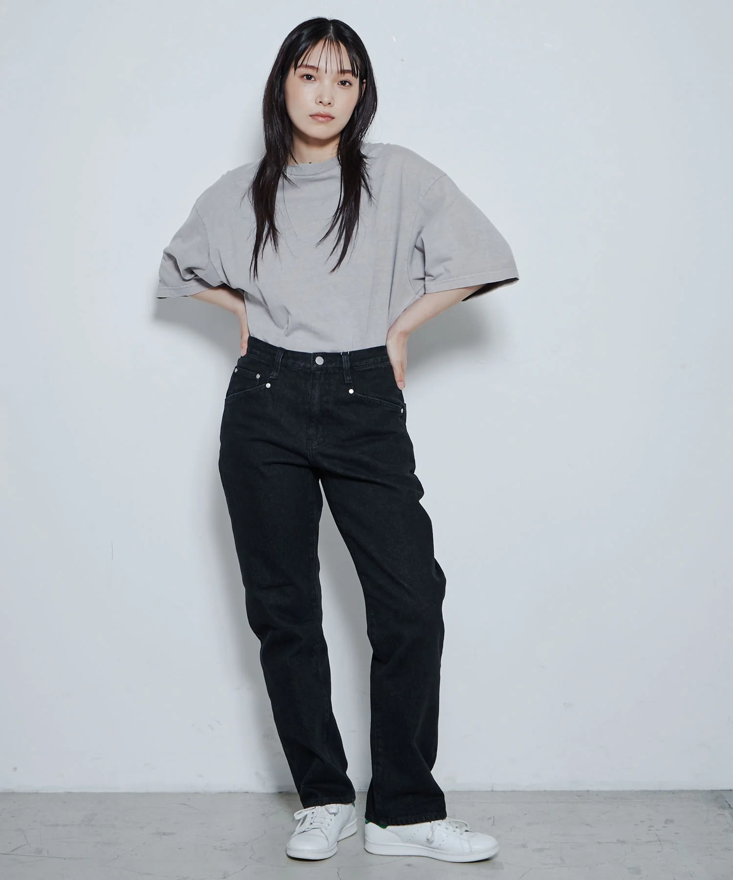 スリムストレートデニムパンツ - Image 37