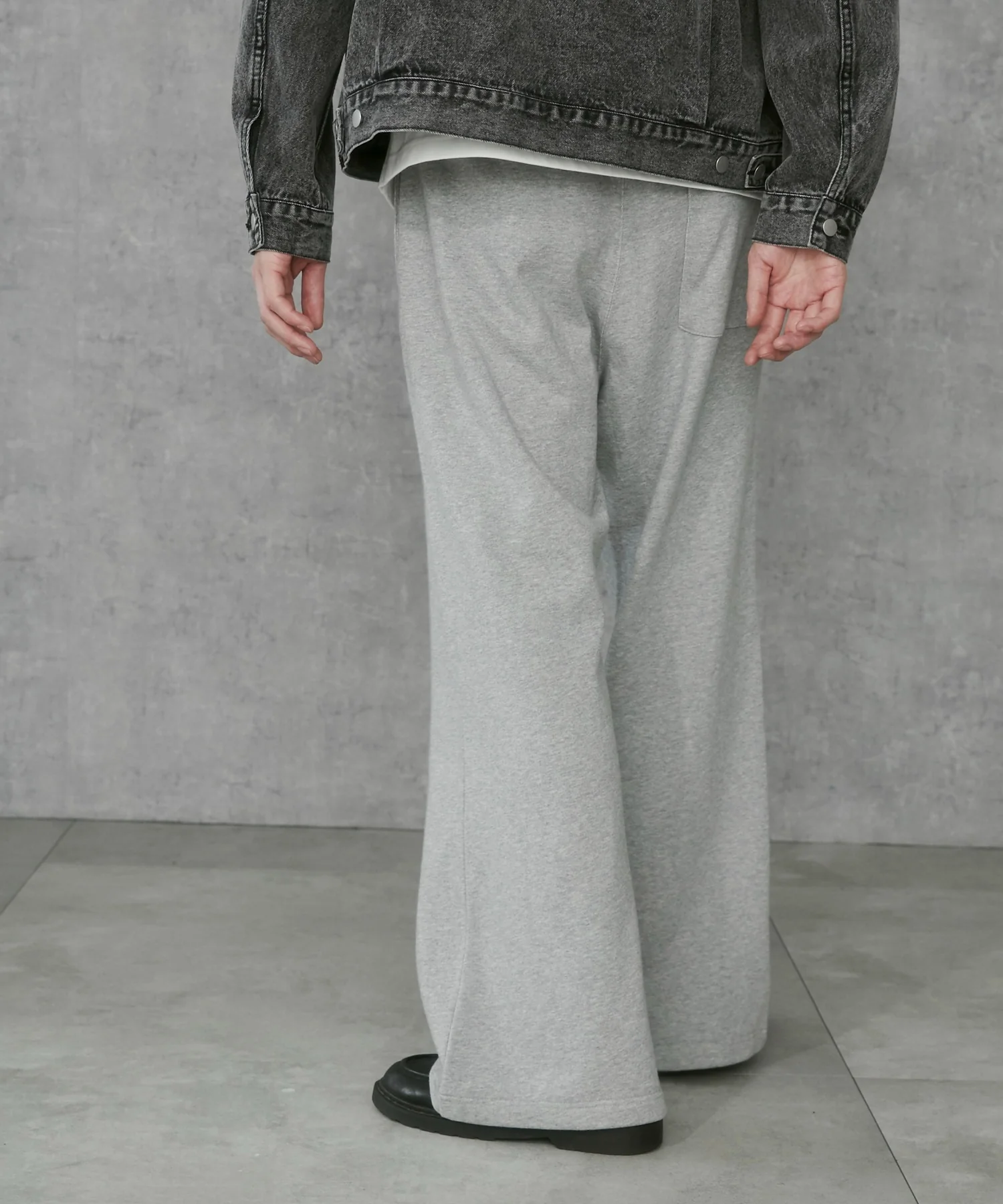 スウェットフレアパンツ - Image 9