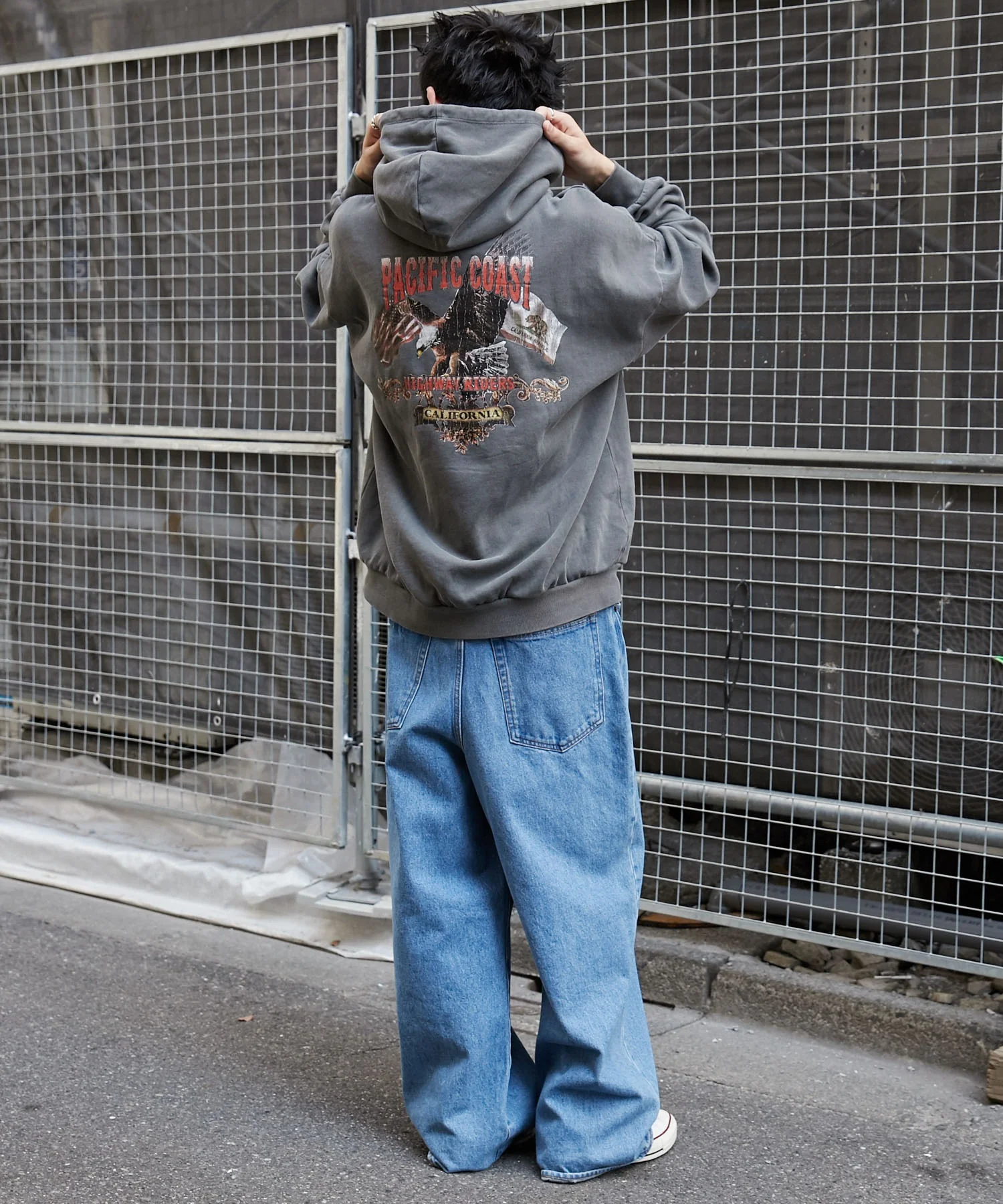 ピグメントグラフィックプルパーカー - Image 25