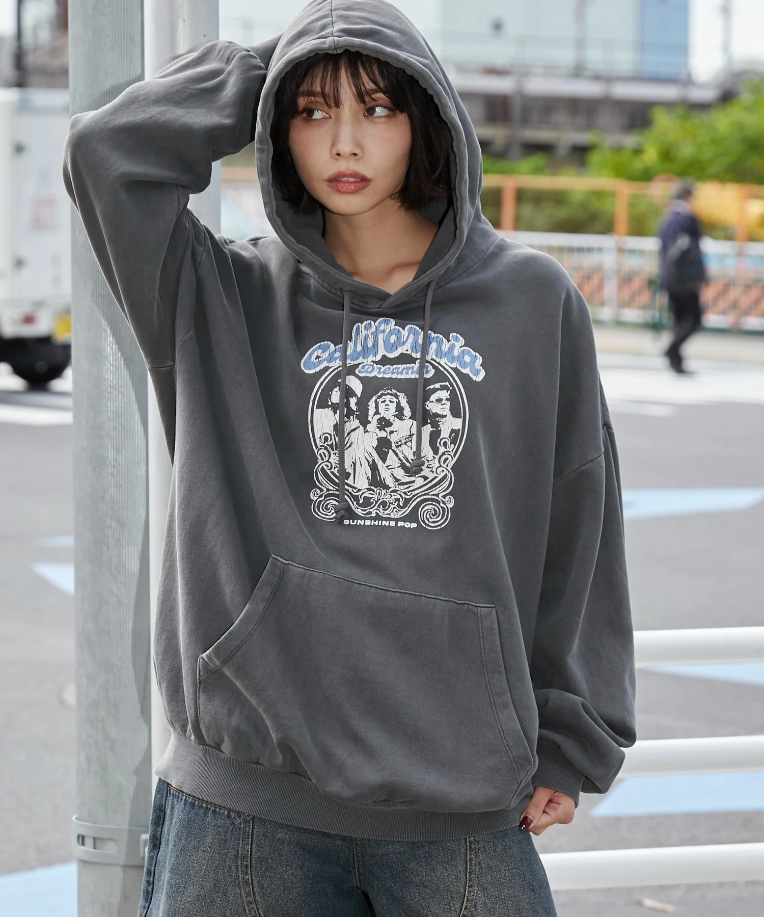 ピグメントグラフィックプルパーカー - Image 3