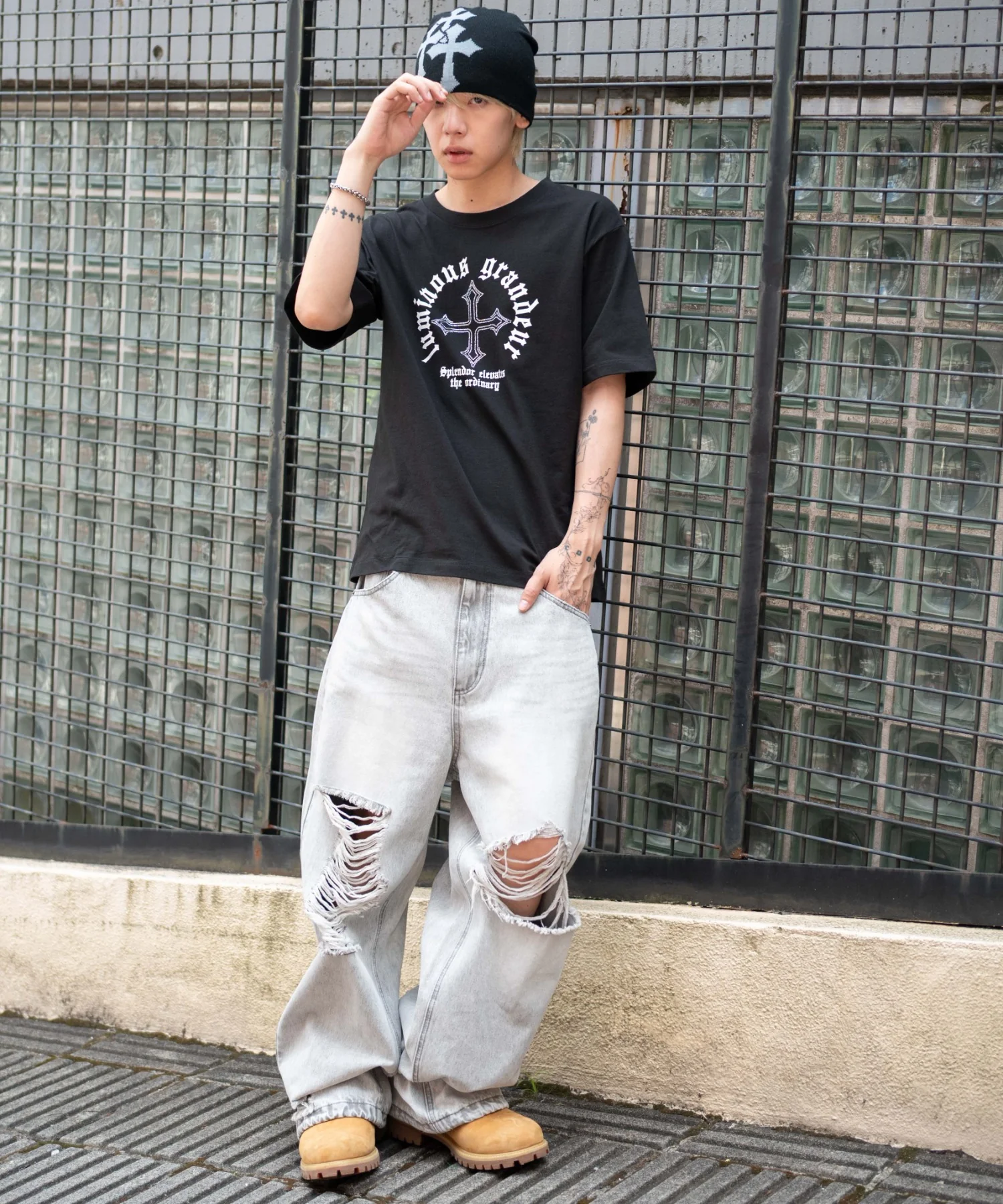 ラインストーンルーズネックT(SS) - Image 5