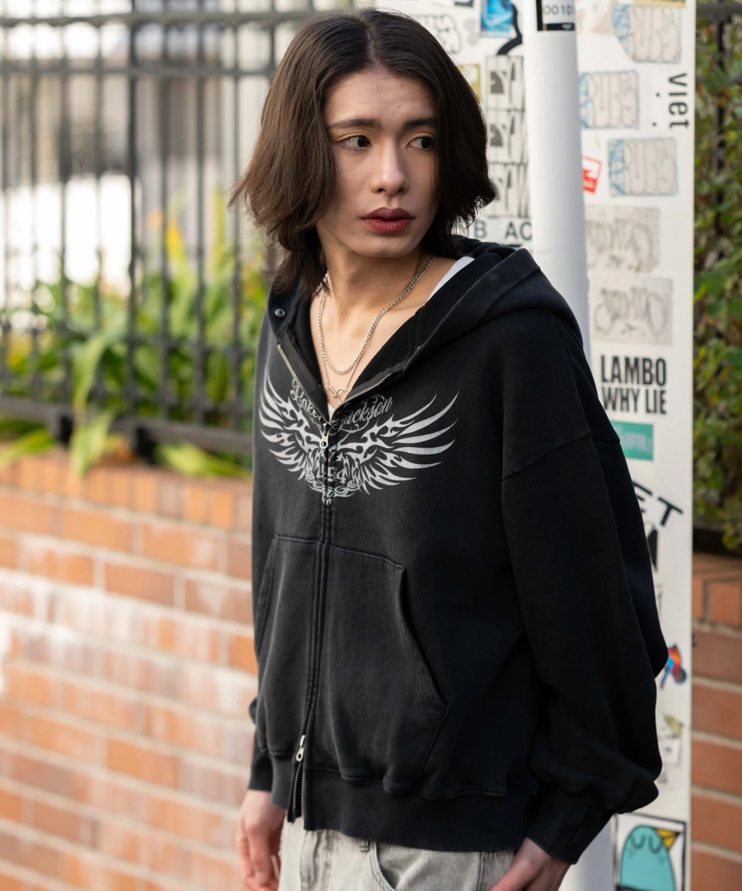 ブリーチファーグラフィックZIPパーカー - Image 30
